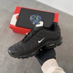 Air Max TN Suede Silver