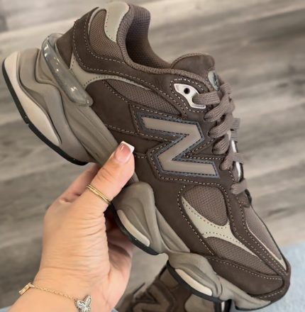 NEW BALANCE 9060 Brown